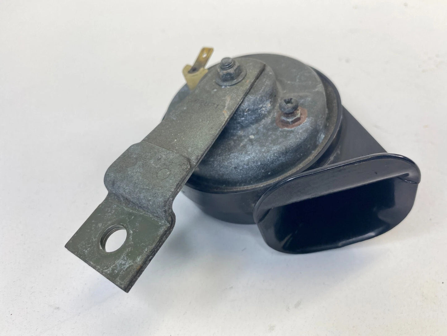97 98 99 00 01 02 03 INFINITI QX4 HIGH HORN NOTE SIGNAL ALARM SIREN E9004035 OEM