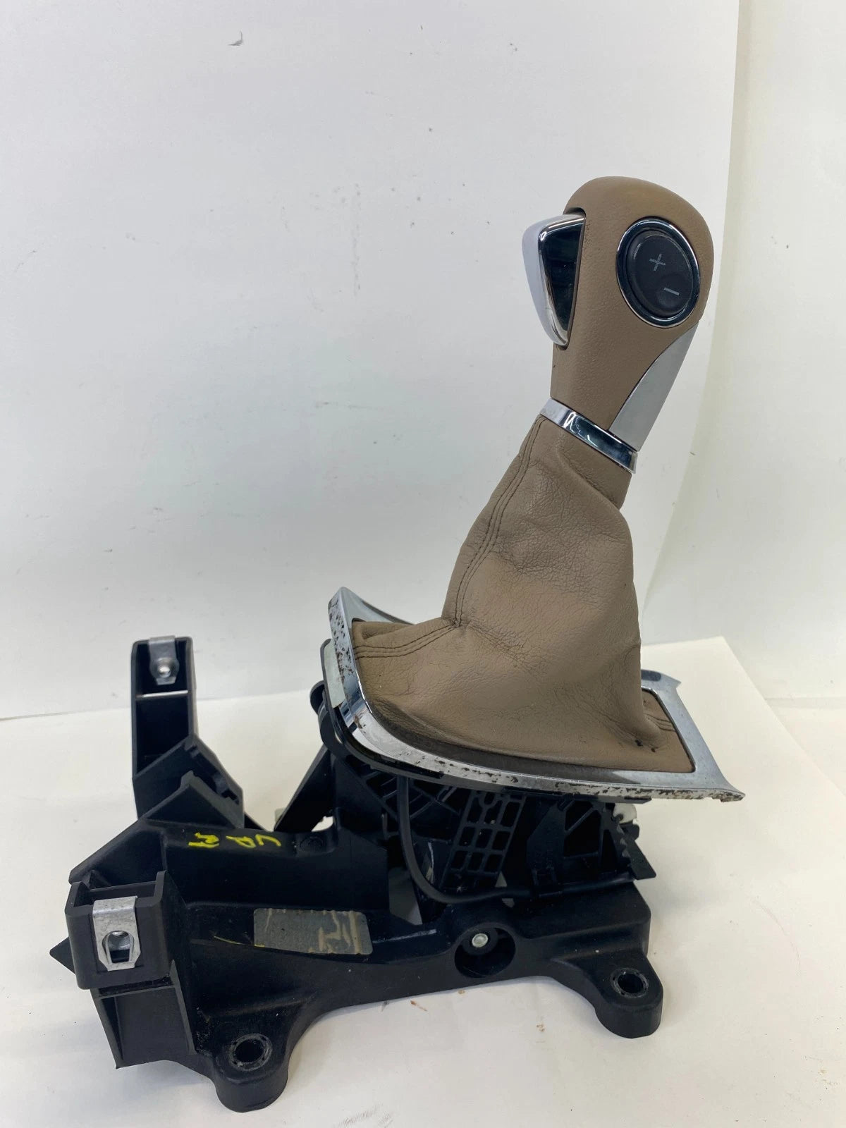 2008 09 10 11 2012 CHEVROLET MALIBU A/T SHIFTER ASSEMBLY W/ TAP SHIFT BUTTON OEM