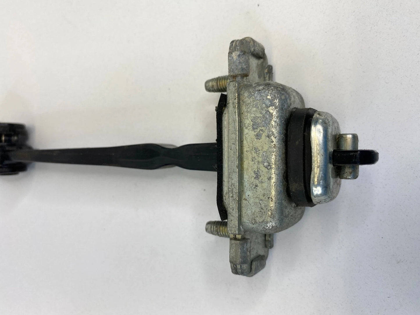 2012-2020 CHEVROLET SONIC REAR RIGHT SIDE DOOR CHECK STOP STOPPER DETENT