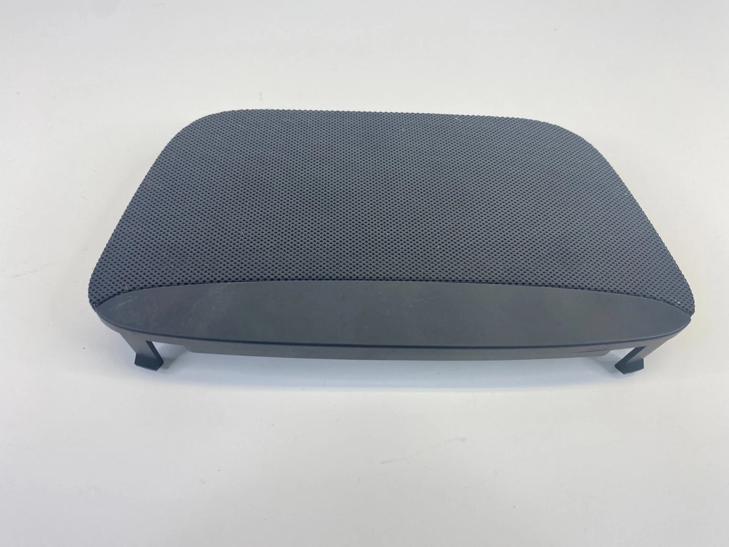 2006 MERCEDES-BENZ CLS500 FRONT DASH SPEAKER COVER GRILLE A219-689-00-66 OEM