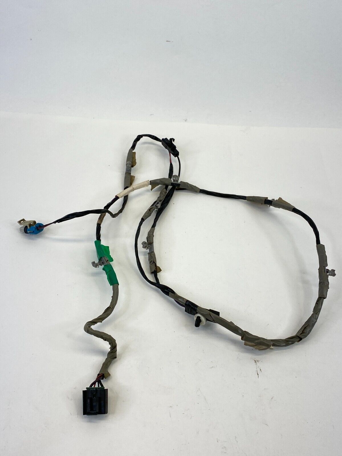 2000 00 GMC Yukon Rear Trunk Liftgate Left Side Wiring Harness Wire Cable OEM