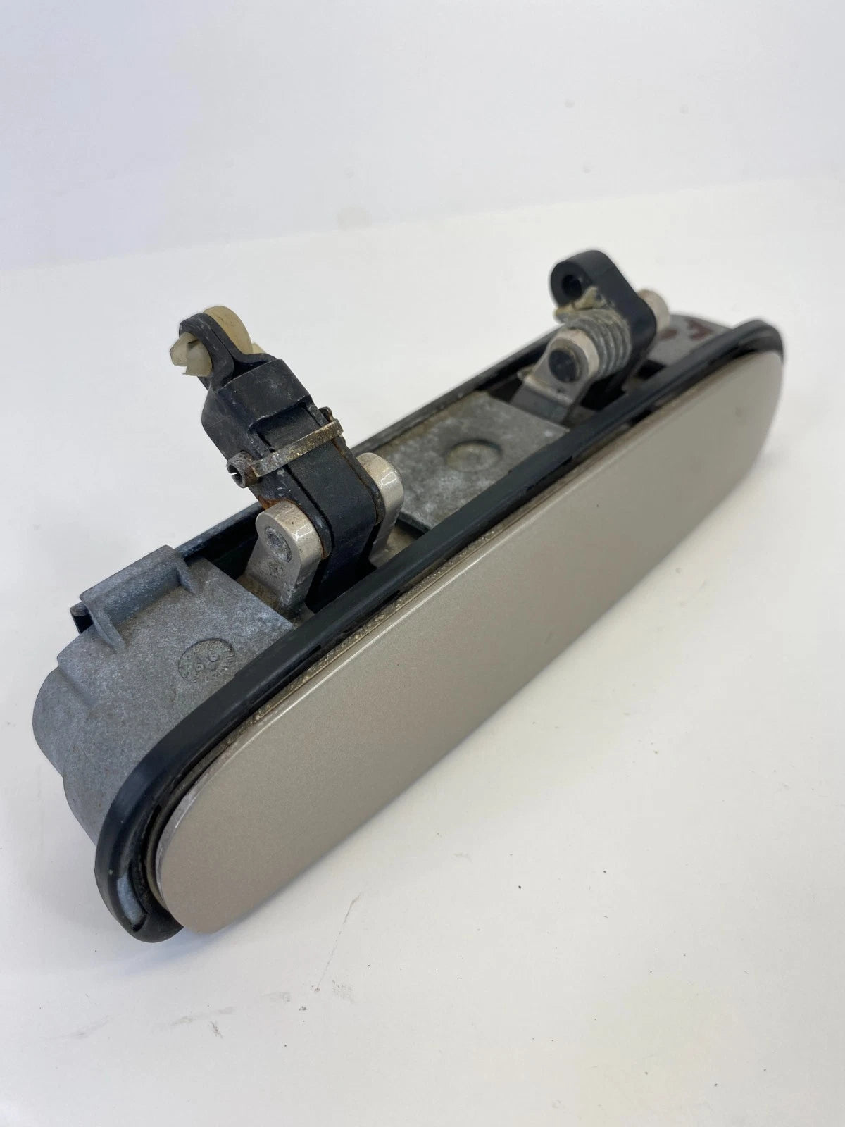 98-04 AUDI A6 QUATTRO FRONT RIGHT PASSENGER SIDE EXTERIOR DOOR HANDLE 4B2837886