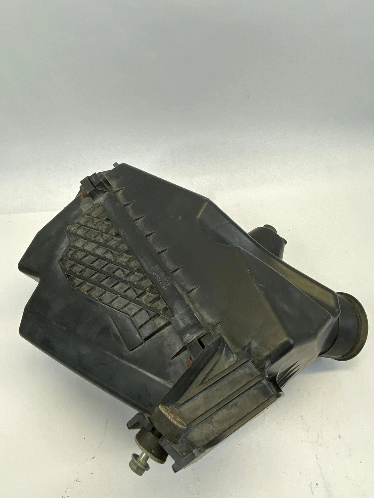 2005-2007 HONDA ACCORD 2.4L L4 AIR CLEANER INTAKE HOUSING BOX ASSY AFH0M-41B OEM