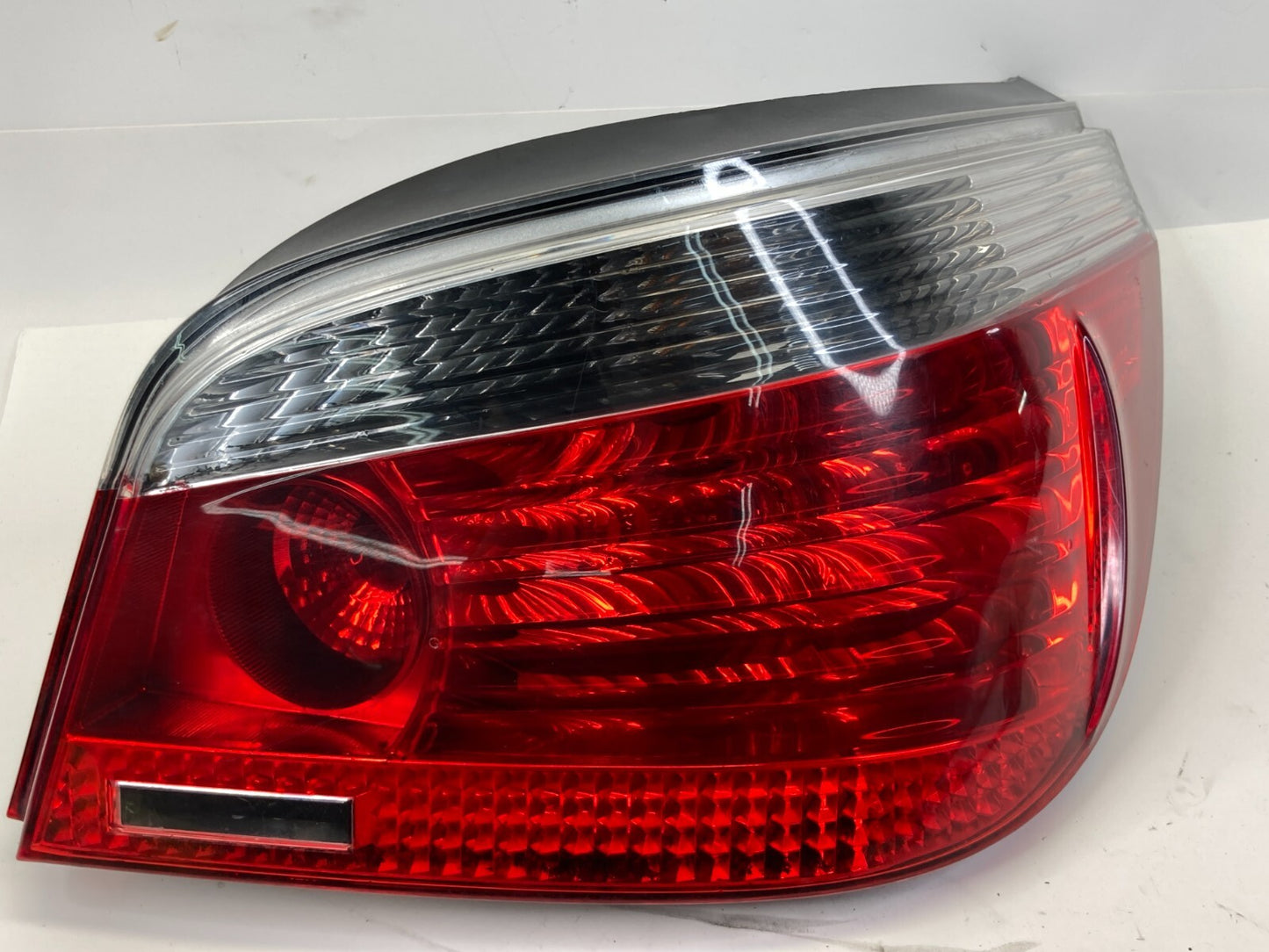 2006 2007 BMW 530xi Sedan Rear Right Passenger Side Tail Light Taillight 7165740