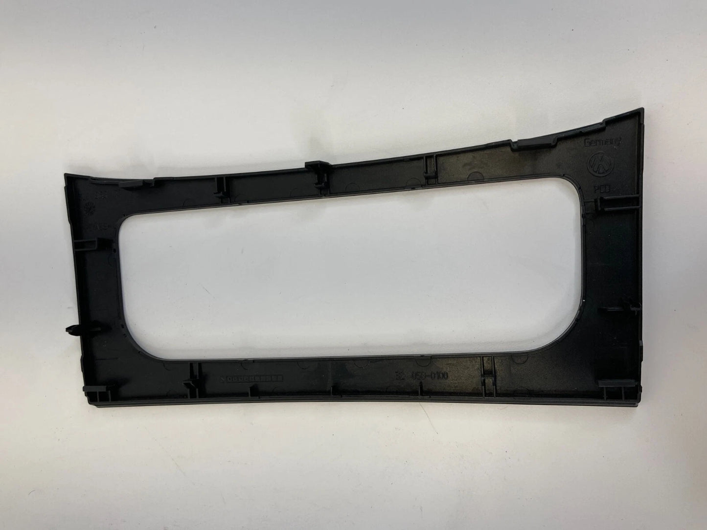 2009-2011 VOLKSWAGEN CC A/C HEATER CLIMATE CONTROL COVER BEZEL TRIM PANEL OEM