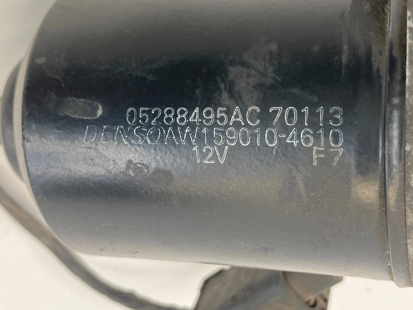 1998 DODGE NEON FRONT WINDSHIELD WIPER MOTOR ASSEMBLY 05288495AC