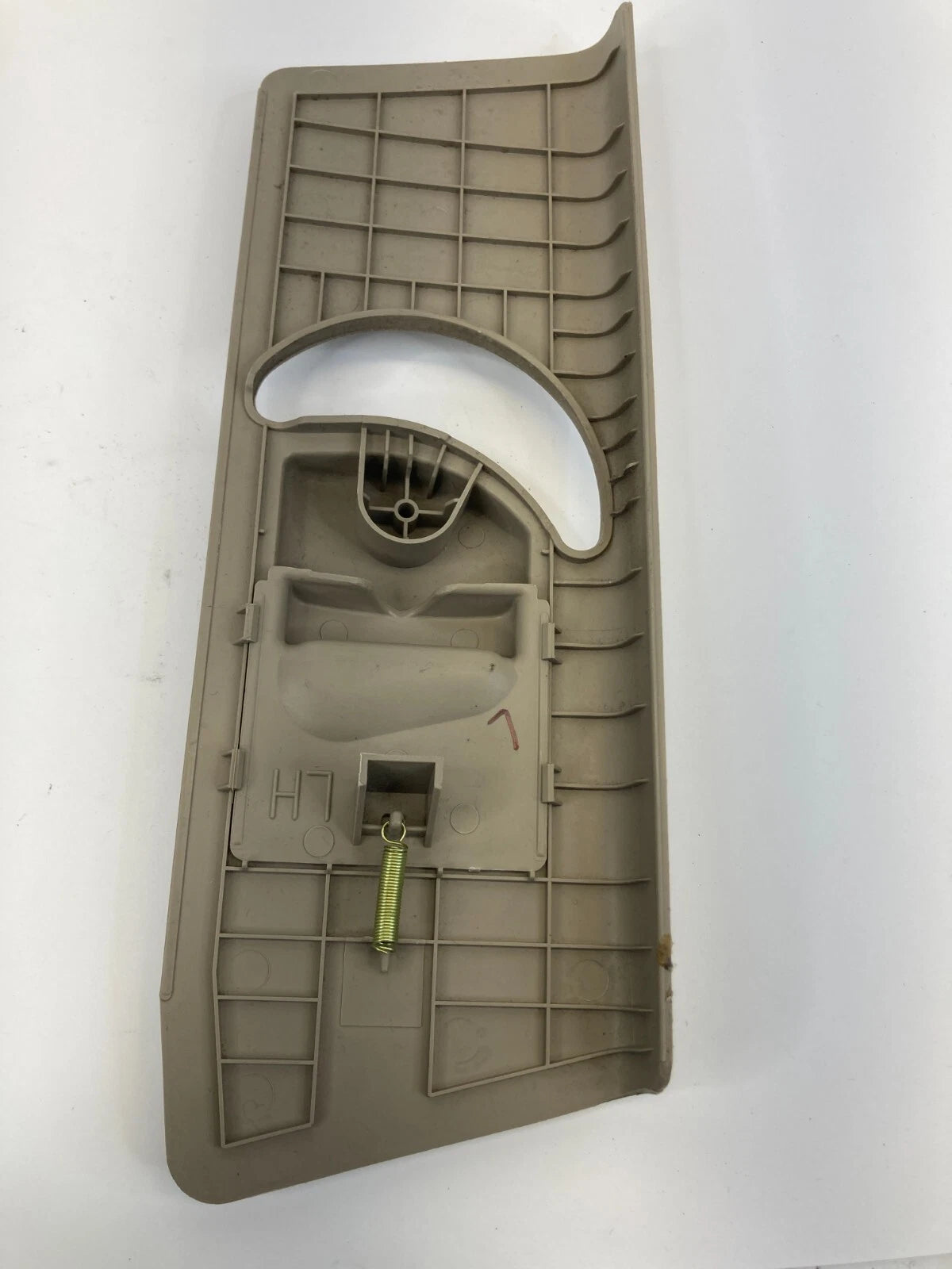 2007-2010 HYUNDAI ELANTRA FRONT LEFT SIDE SEAT BELT HEIGHT ADJUSTER COVER OEM
