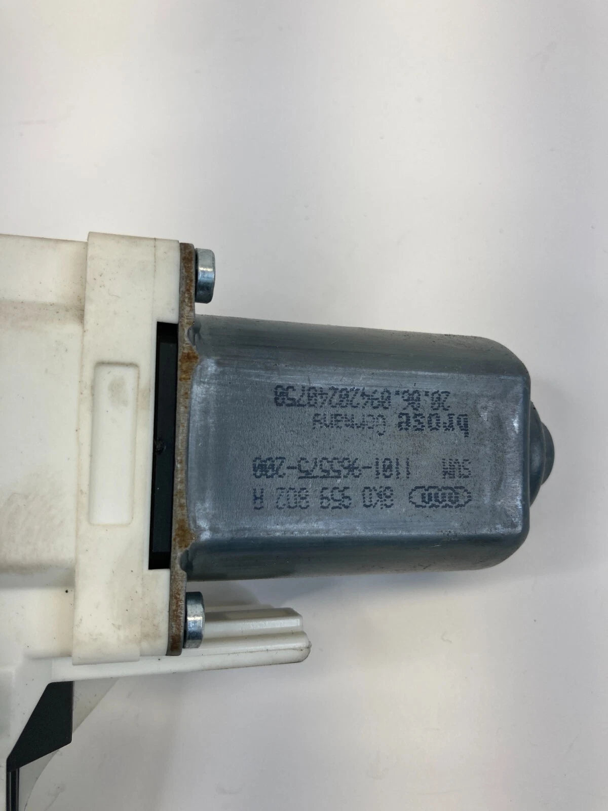 2010 2011 AUDI A6 QUATTRO FRONT RIGHT SIDE DOOR POWER WINDOW MOTOR 8K0-959-802-R