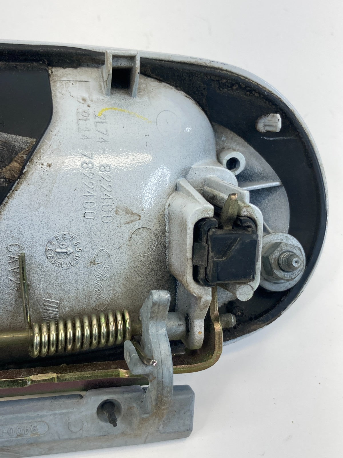 2003 2004 Lincoln Navigator Front Right Passenger Side Exterior Door Handle