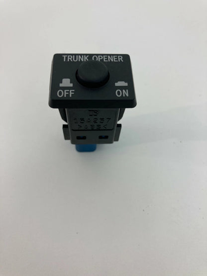 2003-2008 MAZDA 6 MAZDA6 TRUNK OPENER RELEASE BUTTON CONTROL SWITCH 15A257 OEM