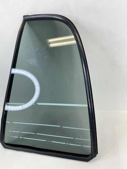 99-05 Suzuki Grand Vitara Rear Left Door Fixed Quarter Window Glass 84675-65D