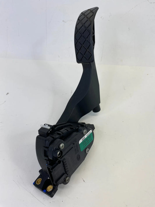2001-2010 VW BEETLE JETTA GAS ACCELERATOR PEDAL ASSEMBLY UNIT 1J1721503J OEM