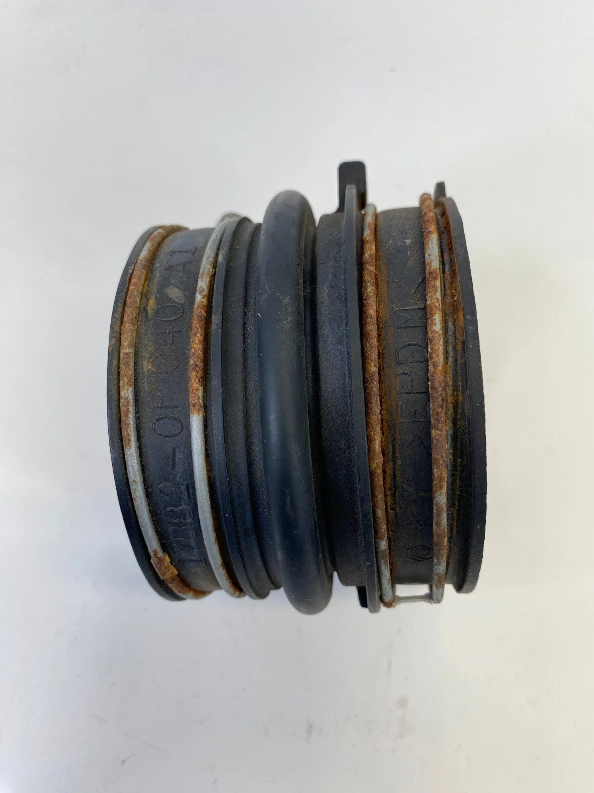 2007-2009 LEXUS RX350 3.5L ENGINE AIR CLEANER INTAKE HOSE DUCT TUBE 17882-0P040