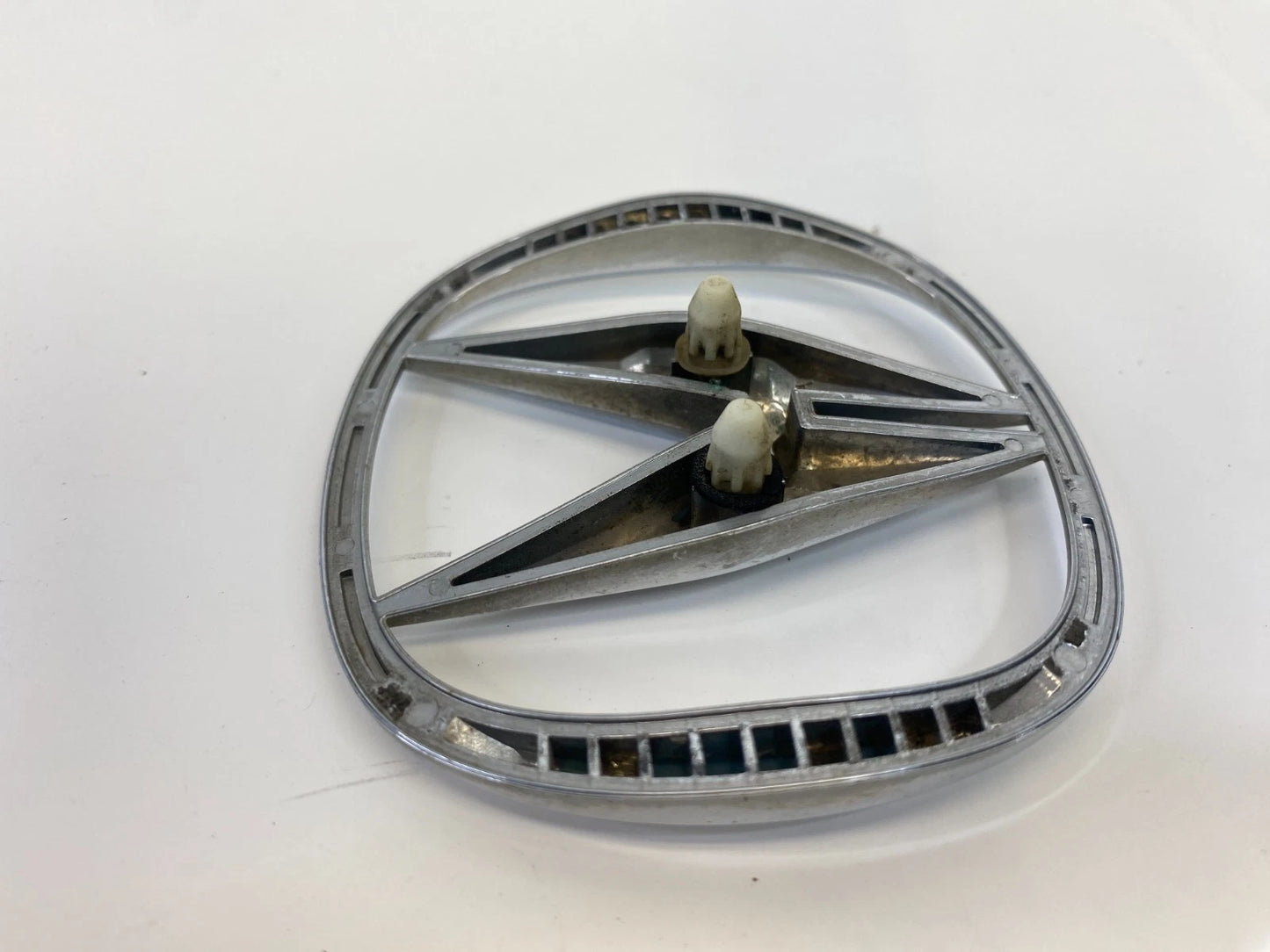 04 05 06 07 08 Acura TL Rear Trunk Lid Emblem Logo Badge Symbol OEM