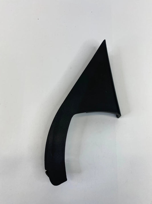 2004-2009 KIA SPECTRA FRONT RIGHT INNER DOOR CORNER MIRROR COVER 87661-2F010 OEM