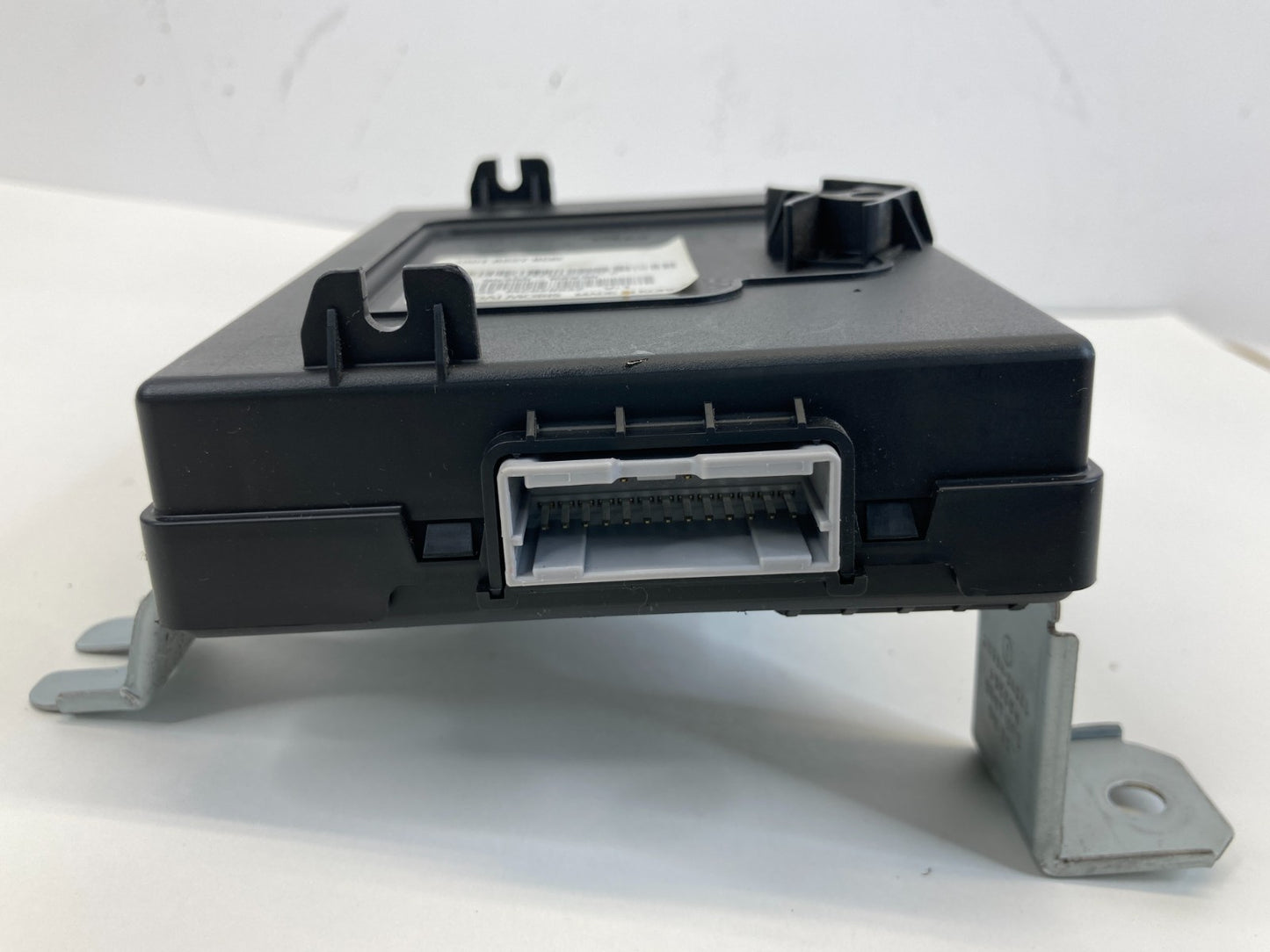 2013 2014 Hyundai Santa Fe 3.3L AT Body Control Module BCM BCU 95400-B8930 OEM