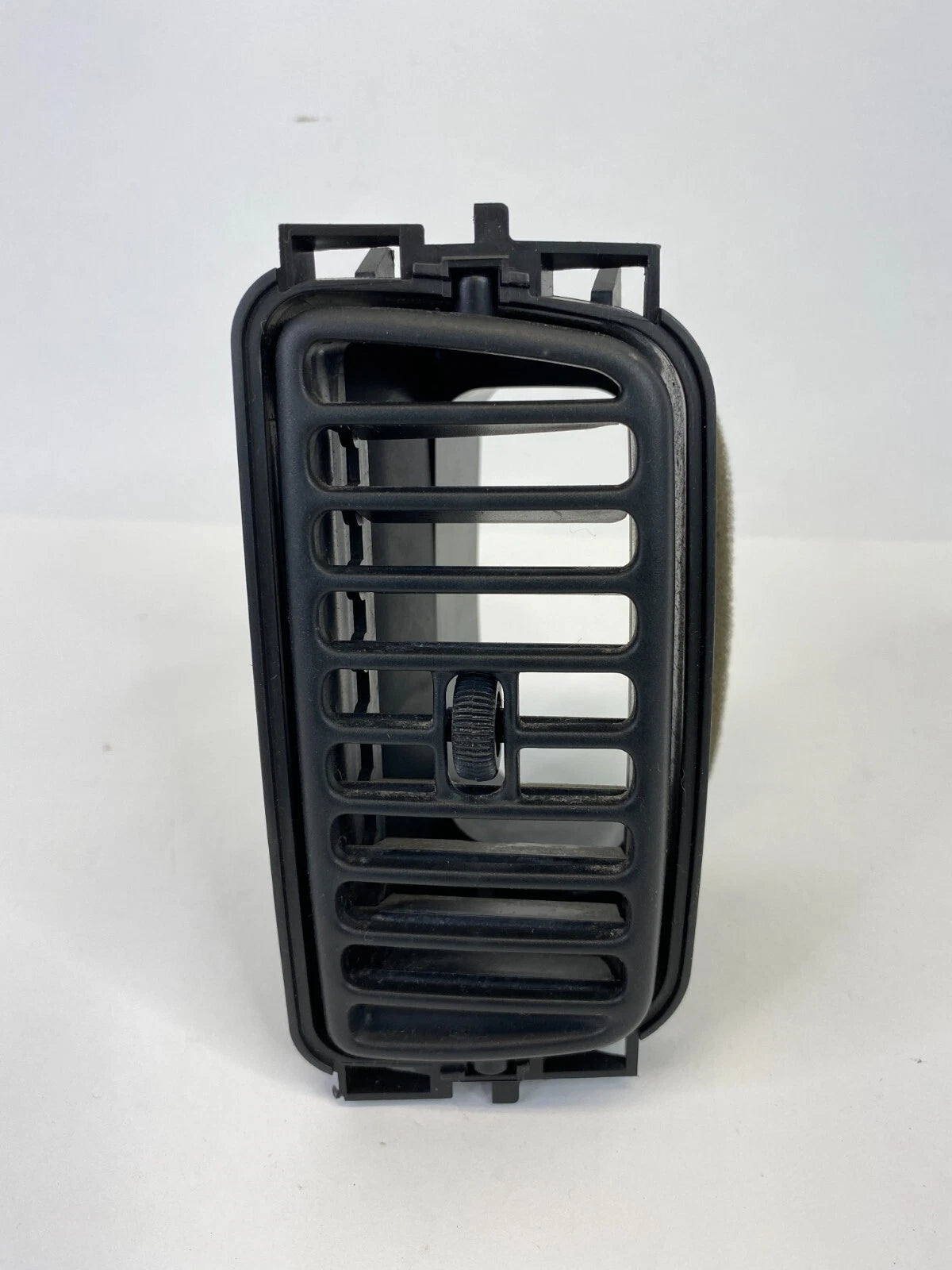 2001-2003 FORD ESCAPE DASH RIGHT PASSENGER SIDE AC AIR VENT GRILL DUCT OEM