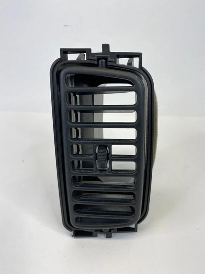 2001-2003 FORD ESCAPE DASH RIGHT PASSENGER SIDE AC AIR VENT GRILL DUCT OEM