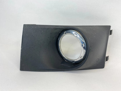 2008-2011 FORD FOCUS FRONT RIGHT SIDE FOG LIGHT LAMP COVER BEZEL 8S43-15A298 OEM