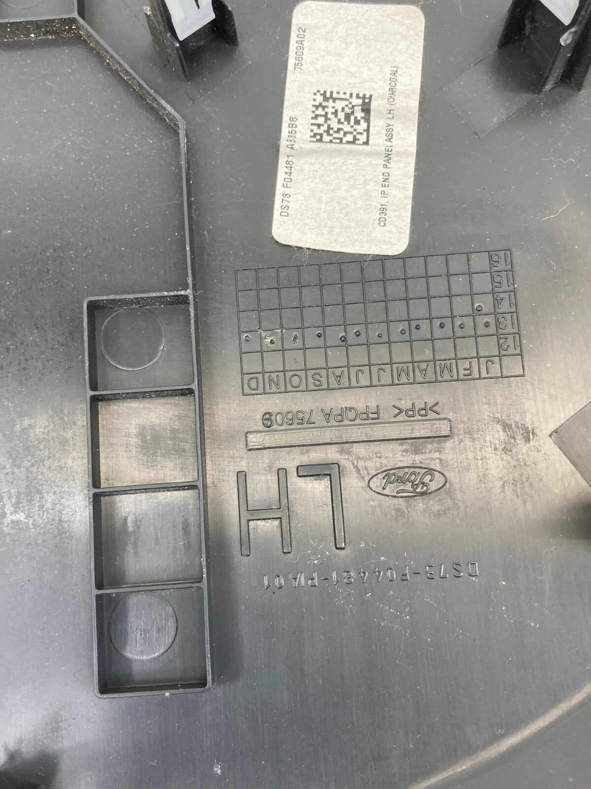 13-16 FORD FUSION DASH LEFT DRIVER SIDE END CAP COVER BEZEL TRIM DS73F04481 OEM