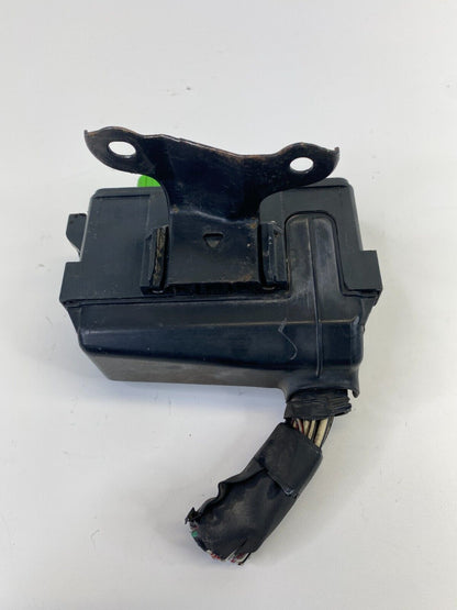 1999 2000 2001 Lexus ES300 Under Hood Small Fuse Box Relay OEM