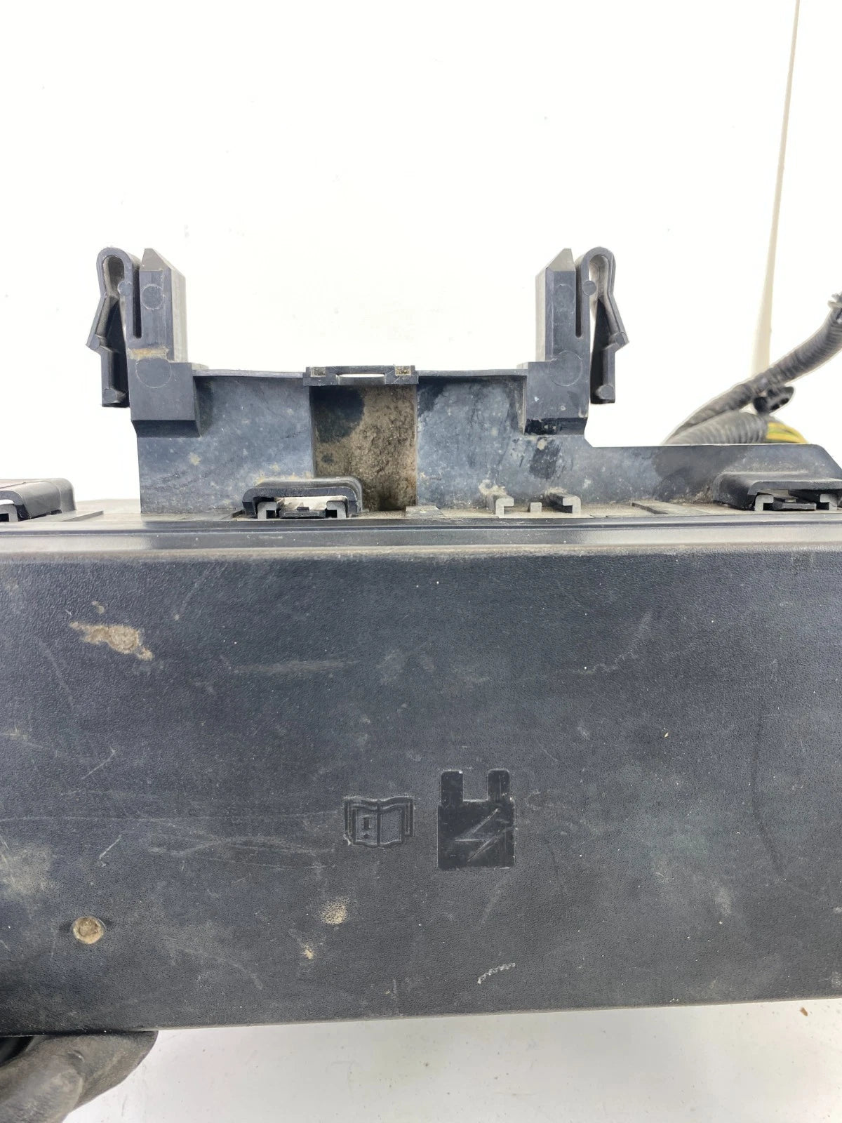 2011-2015 Ford Explorer 13-15 Police Utility Engine Fuse Relay Box Compartment