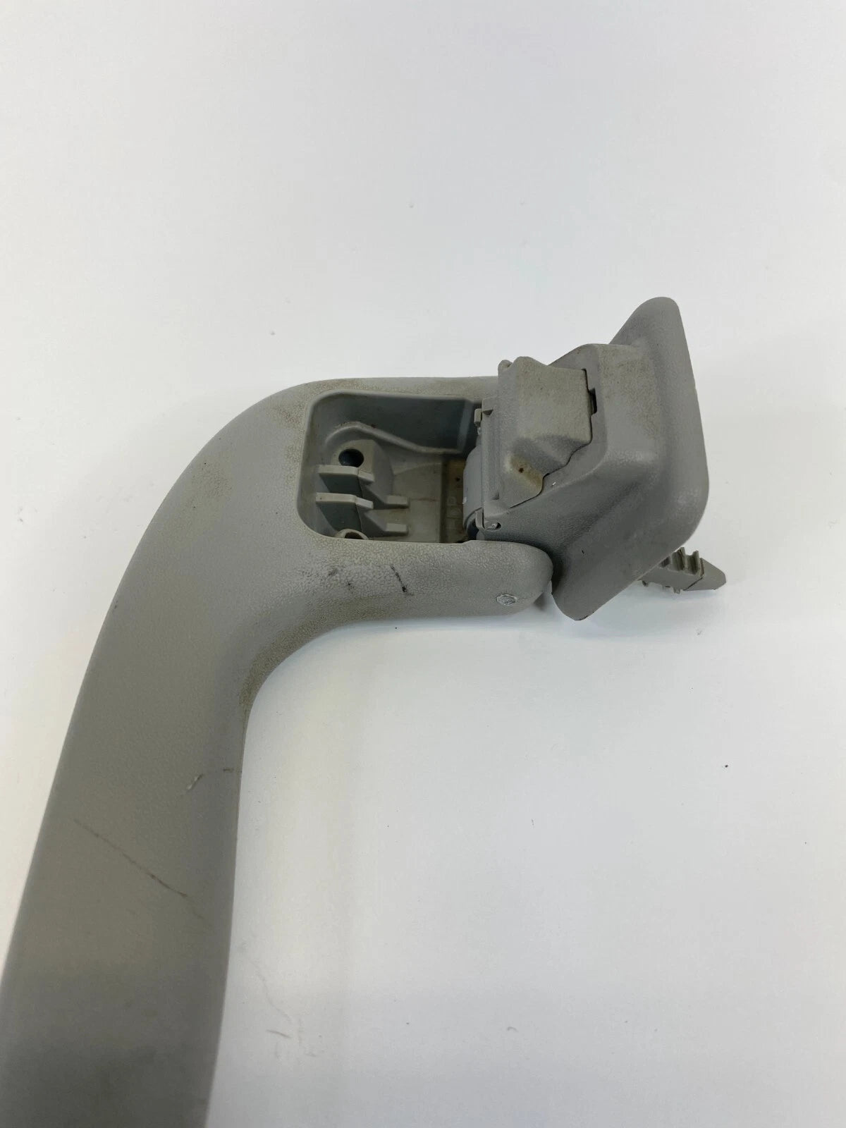 2011-2016 CHEVROLET CRUZE REAR LEFT SIDE ROOF INNER GRAB GRIP ASSIST HANDLE OEM