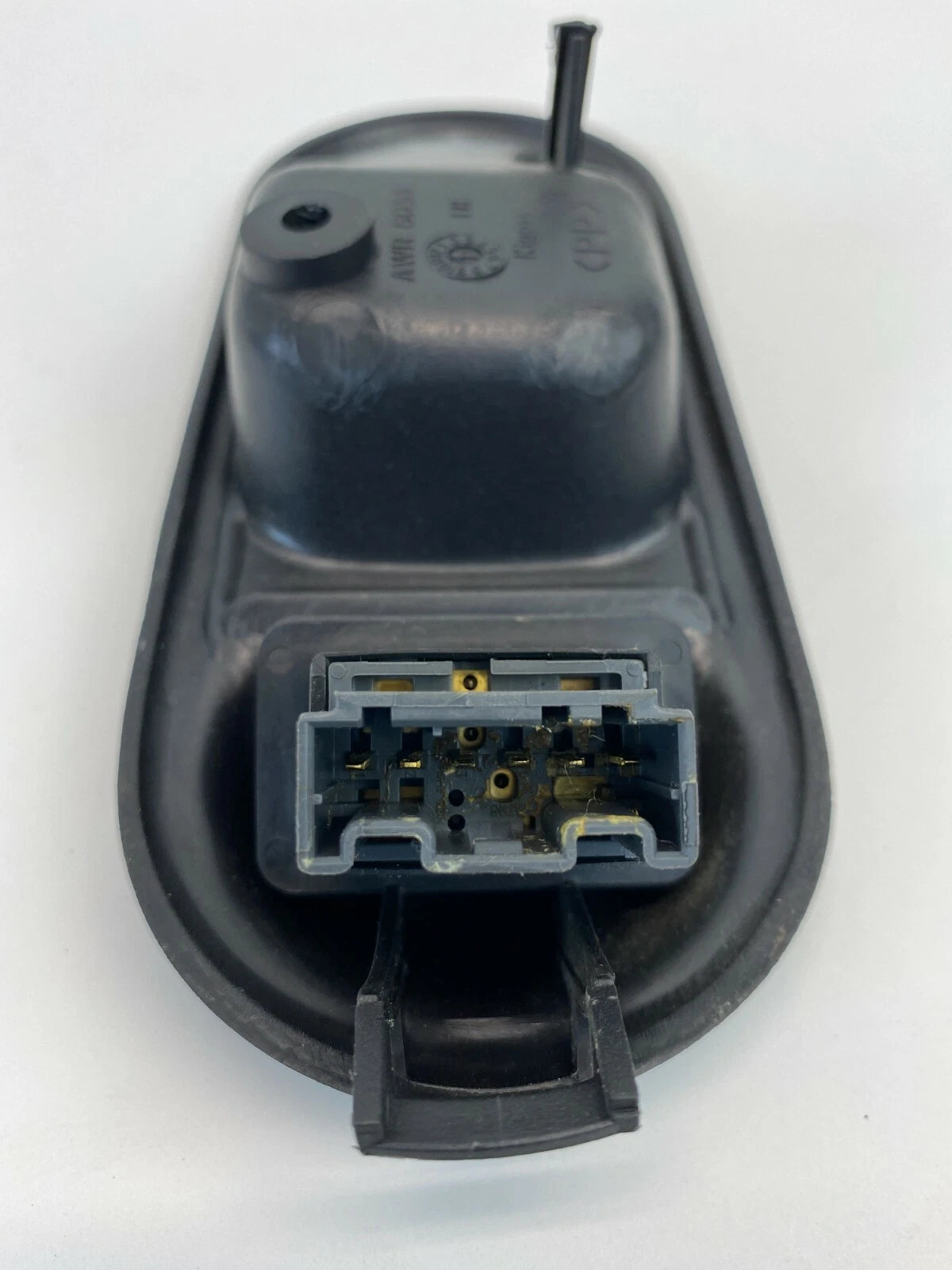 03 04 LAND ROVER DISCOVERY REAR LEFT SIDE INNER DOOR HANDLE BEZEL W/ SWITCH