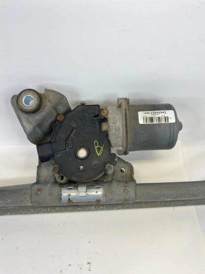 2007-2014 GMC YUKON FRONT WINDSHIELD WIPER MOTOR W/ LINKAGE 15846942 OEM