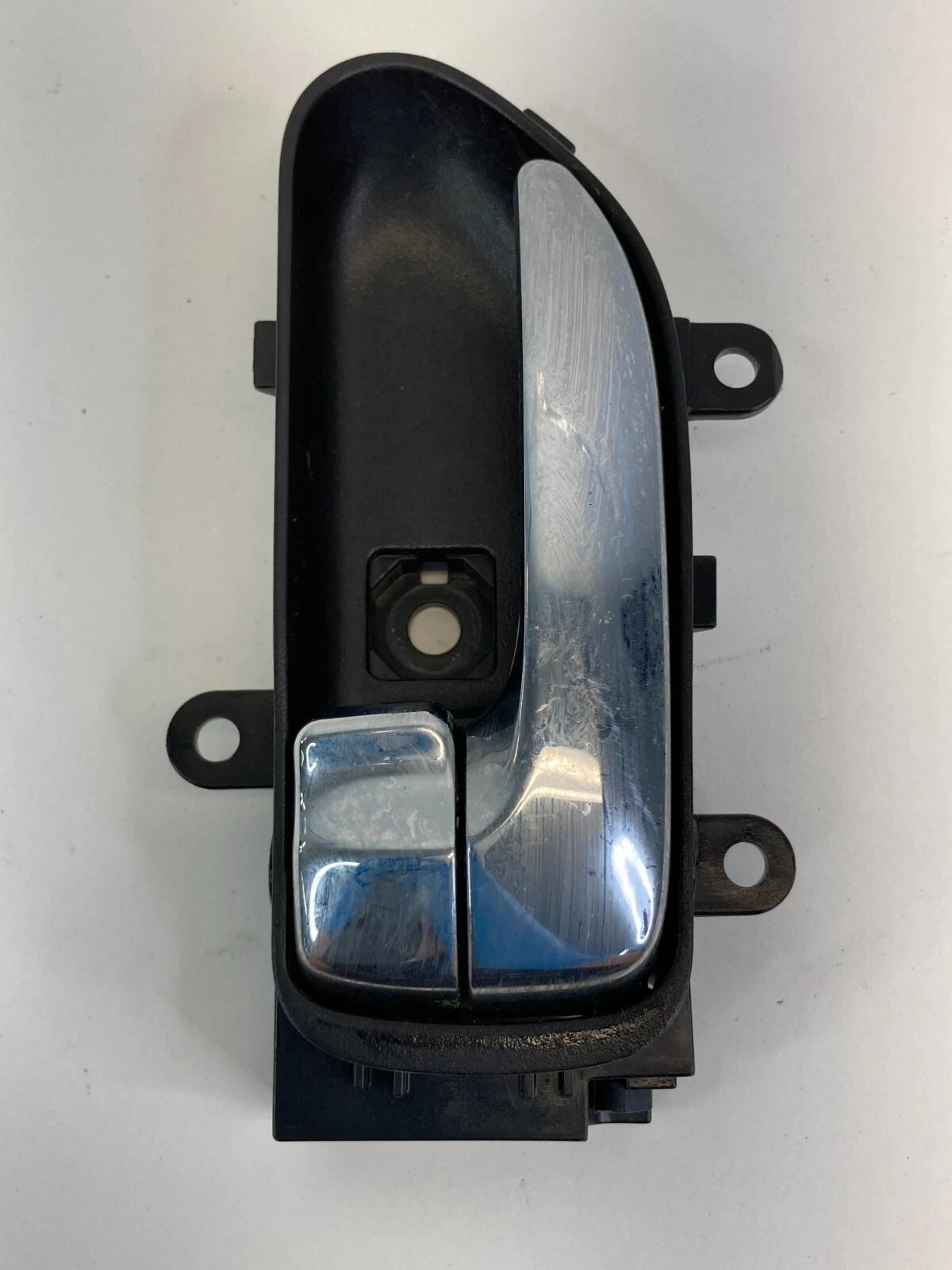 2008-2013 NISSAN ROGUE REAR LEFT DRIVER SIDE INSIDE DOOR HANDLE UNIT OEM FACTORY