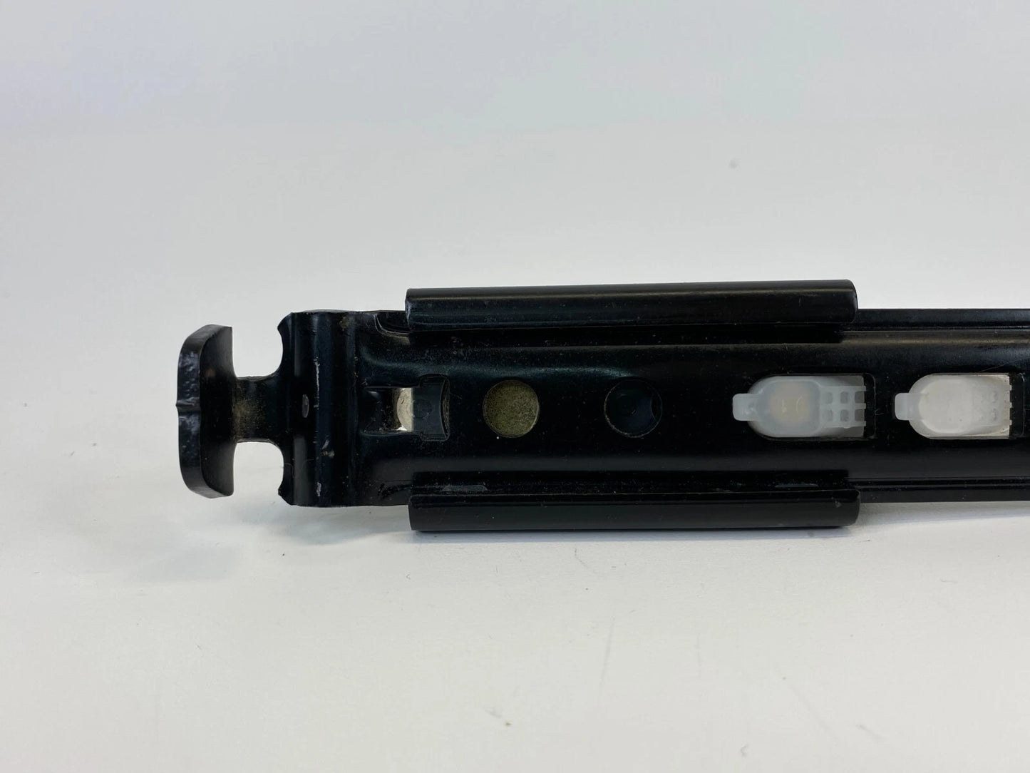 02 03 LEXUS ES300 04-06 ES330 LEFT SIDE SEAT BELT HEIGHT ADJUSTER D526001 OEM