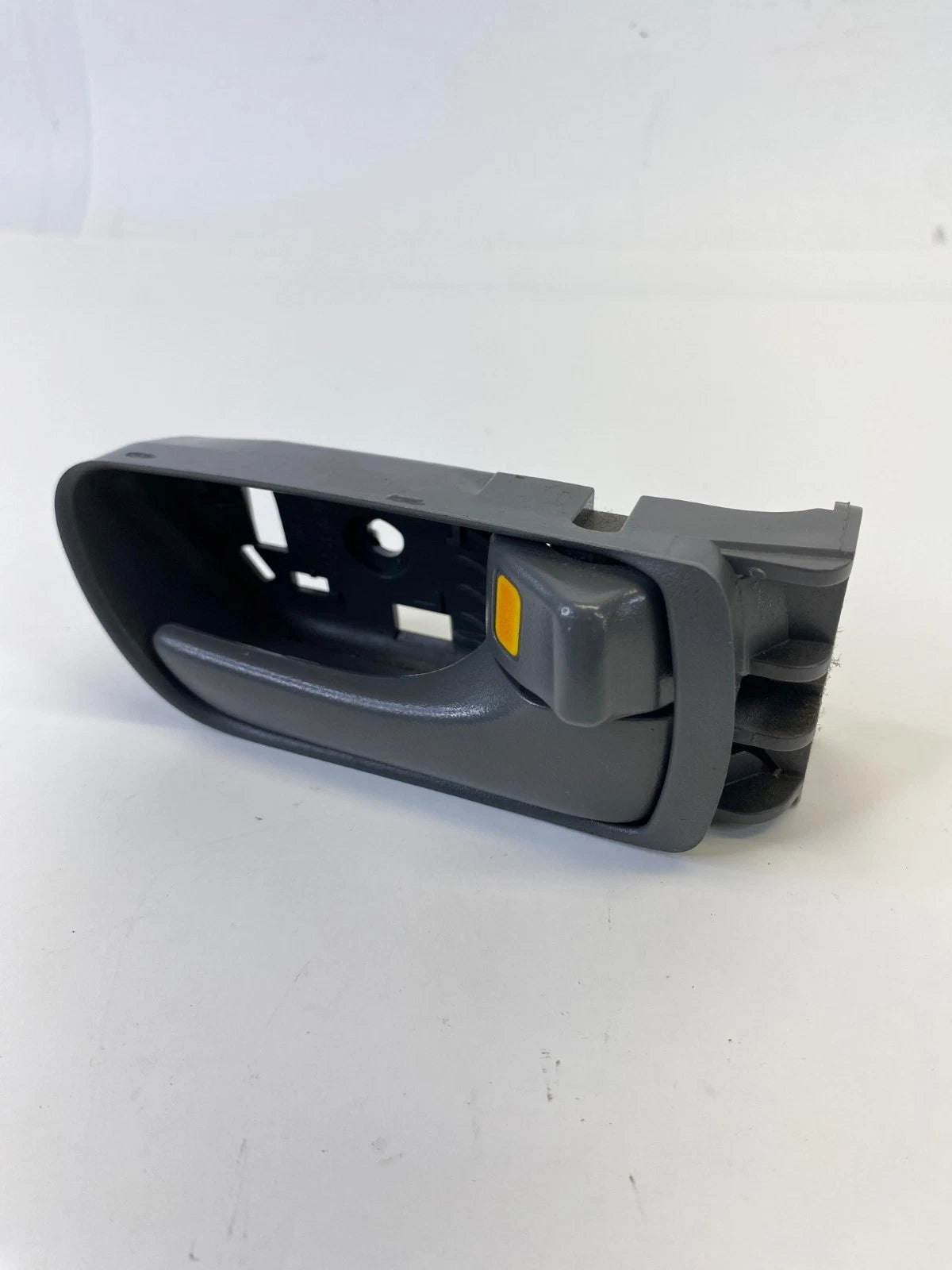 2004-2010 TOYOTA SIENNA CE & LE FRONT RIGHT PASSENGER INTERIOR DOOR HANDLE OEM