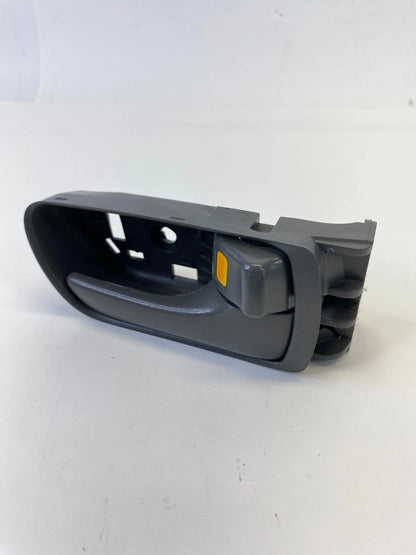2004-2010 TOYOTA SIENNA CE & LE FRONT RIGHT PASSENGER INTERIOR DOOR HANDLE OEM