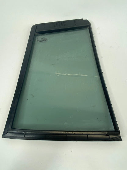 2007-2012 NISSAN VERSA HATCHBACK REAR RIGHT SIDE DOOR QUARTER WINDOW GLASS OEM
