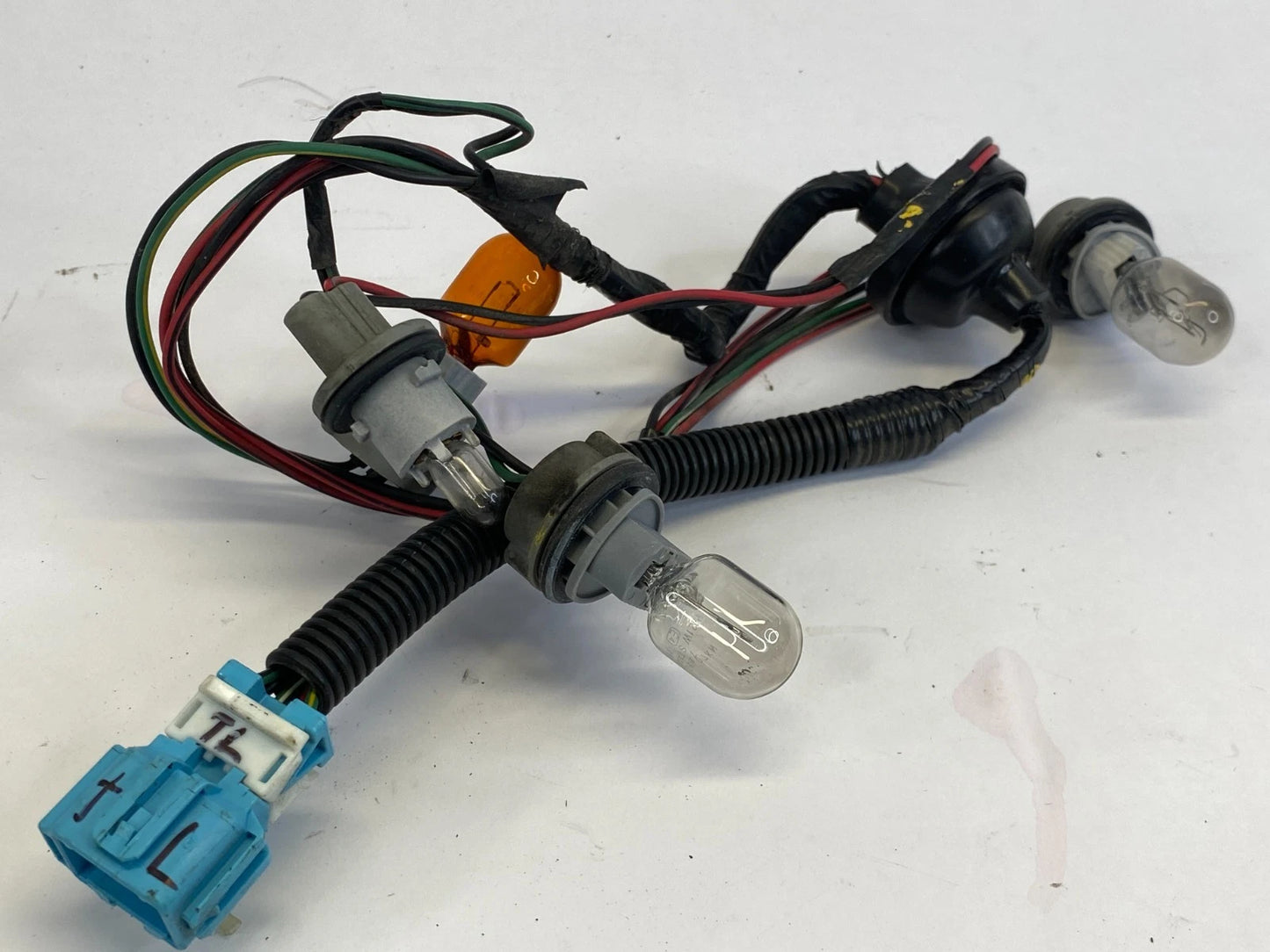 2007-2011 HONDA CR-V LEFT TAILLIGHT TAIL LIGHT WIRE WIRING HARNESS BULB SOCKET