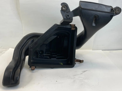 08-11 FORD FOCUS 2.0L 16V FWD AIR CLEANER BOX INTAKE ASSEMBLY VP8S4U-9A624-A OEM