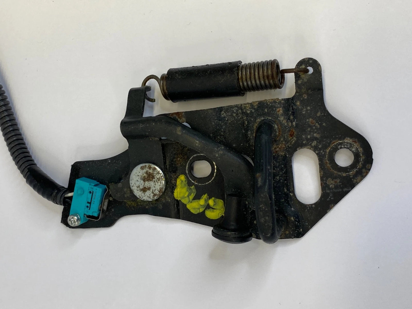 2007-2011 LEXUS GS350 GS450H TRUNK LID LOCK LATCH STRIKER CATCH RELEASE ASSY OEM