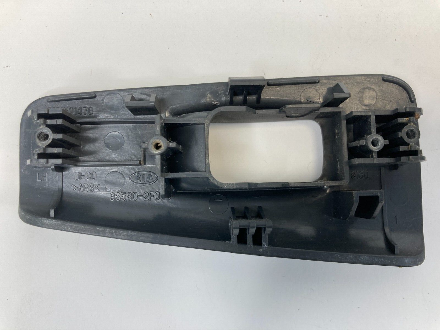 04-09 Kia Spectra Rear Left Inner Door Window Switch Cover Bezel 93580-2F00 OEM