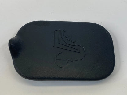 01 02 03 CHEVROLET S10 REAR DECK CHILD SEAT ANCHOR COVER TRIM 150043490 OEM