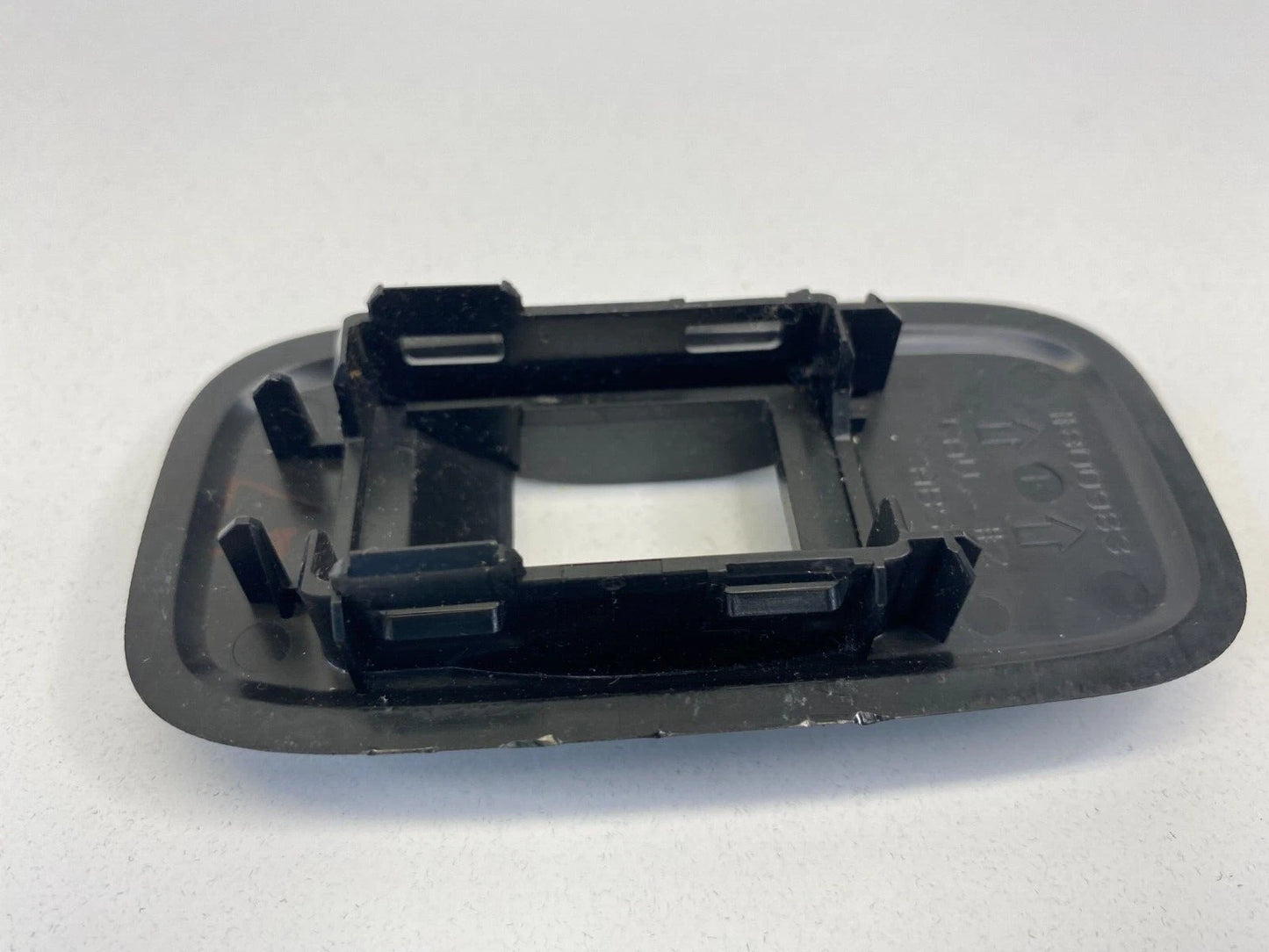 2005-2008 SAAB 9-7X REAR LEFT SIDE WINDOW SWITCH TRIM BEZEL 800983 OEM