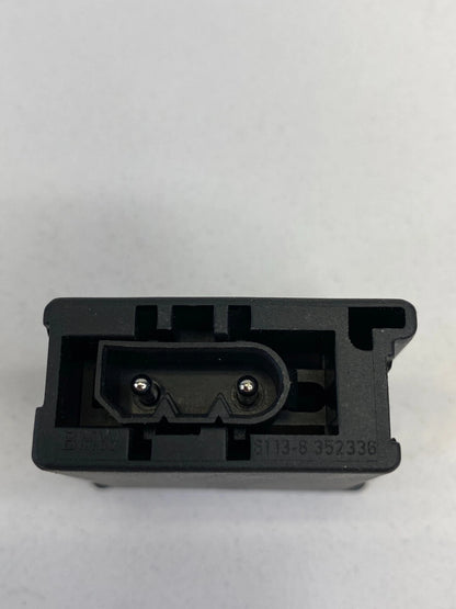 2004 2005 2006 BMW X3 GLOVE BOX FLASHLIGHT CHARGER PORT SOCKET 61138352336 OEM