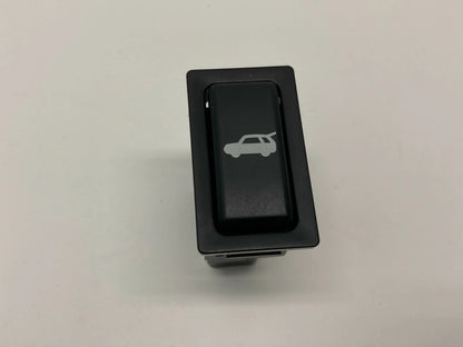 03 04 05 06 07 08 PONTIAC VIBE TRUNK RELEASE OPENER CONTROL SWITCH BUTTON 153693