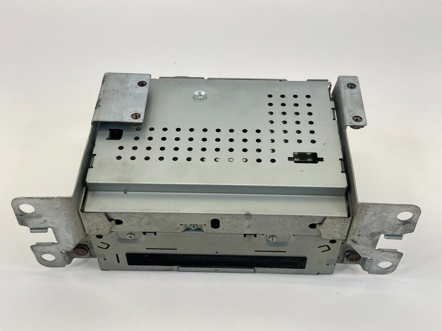 2009-2011 Jaguar XF Radio AM/FM Stereo 6 Disc CD Player Receiver 7G9N14C230TA