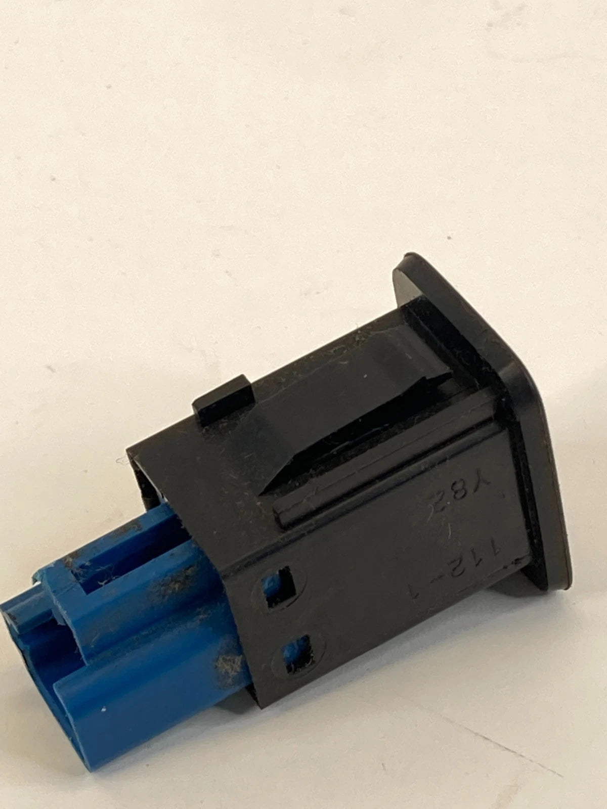 2005-2010 SCION TC TIRE PRESSURE MONITORING SYSTEM TPMS RESET SWITCH OEM