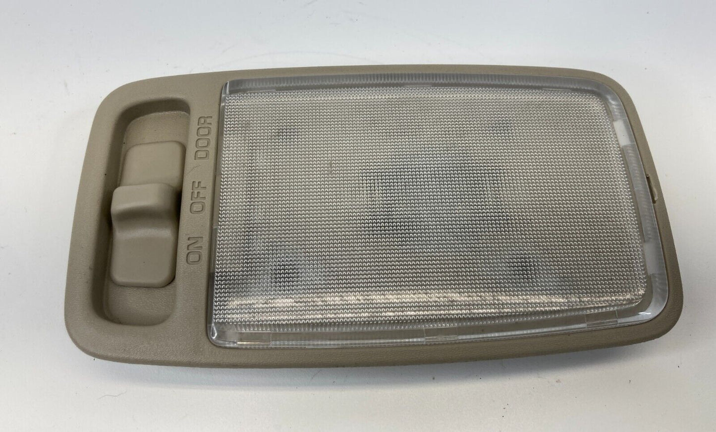 1999-2003 Lexus RX300 Roof Center Rear Interior Overhead Dome Light Lamp