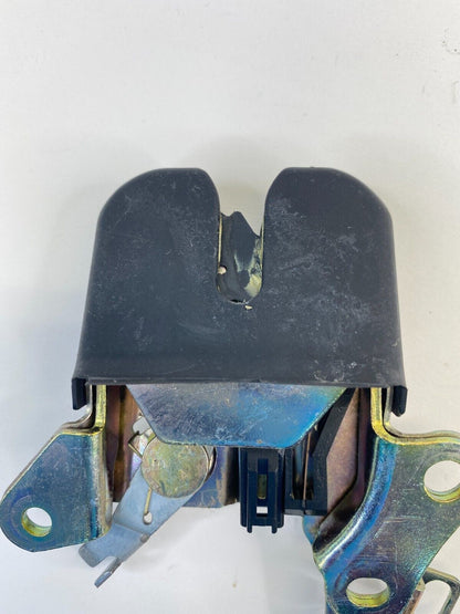 2000 2001 2002 2003 2004 2005 Toyota Celica Rear Hatch Liftgate Trunk Lock Latch