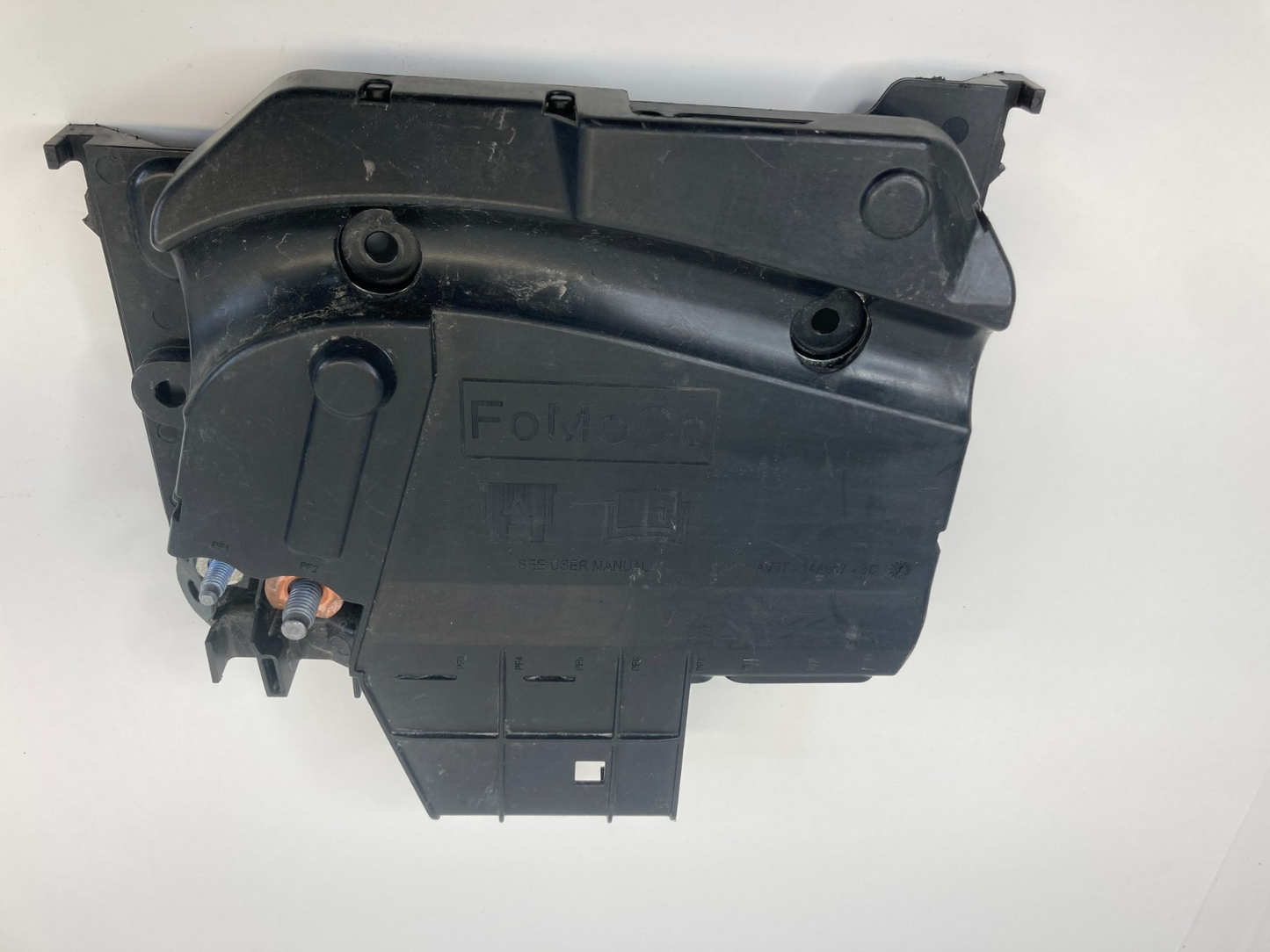 2012-2014 Ford Focus 2.0L Battery Terminal Power Distribution Control Module