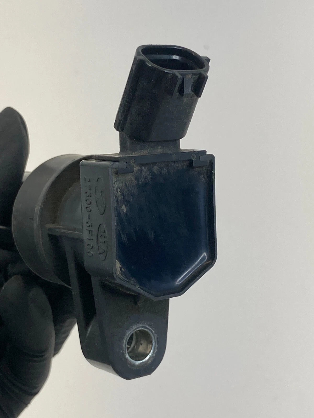 08-14 HYUNDAI SONATA 2.4L AT ENGINE IGNITION COIL IGNITER DENSO 27300-3F100 OEM