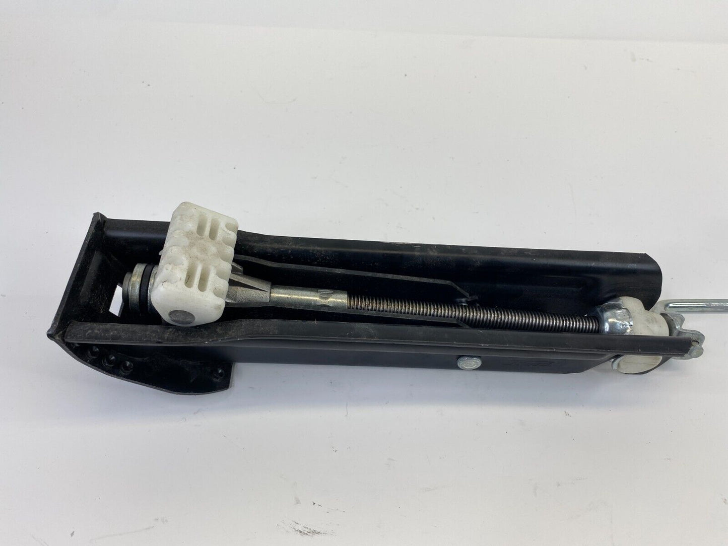 2006-2011 Mercedes-Benz CLS500 07-11 CLS550 Emergency Spare Tire Jack Tool OEM