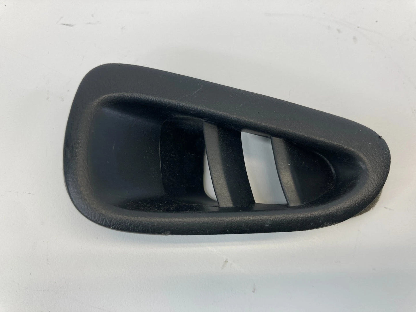 1997-2003 NISSAN PATHFINDER DASH LEFT SIDE A/C AIR VENT DEFROST GRILLE ASSY OEM